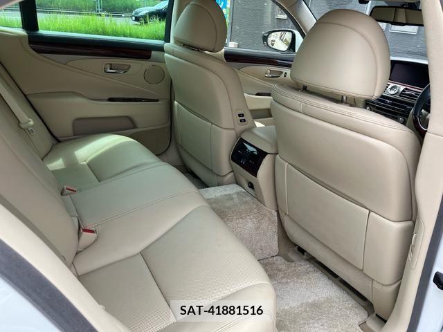 Lexus LS 2014-11 354298-5