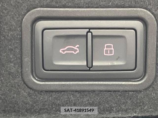 Audi A8 2015-06 326300-7