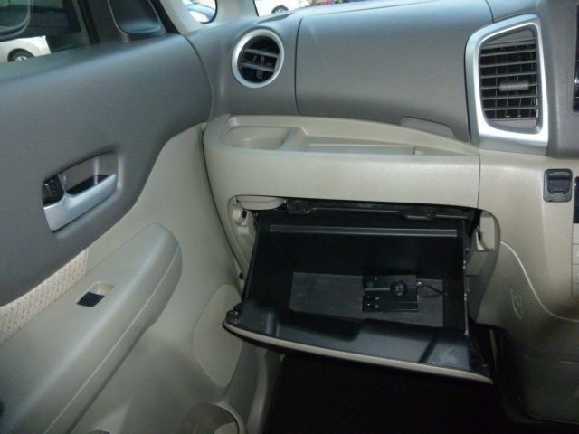 Suzuki SPACIA 2014-12 186225-17