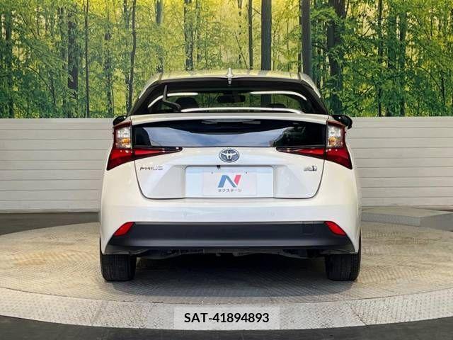 Toyota PRIUS 2022-07 322528-15