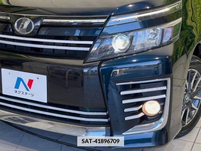 Toyota VOXY 2015-07 345746-13