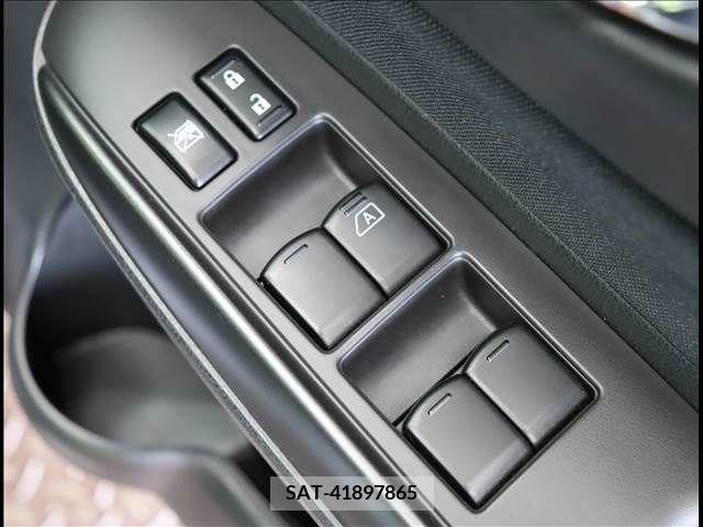 Nissan NOTE 2018-11 221978-14