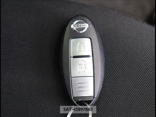 Nissan NOTE 2018-11 221978-10