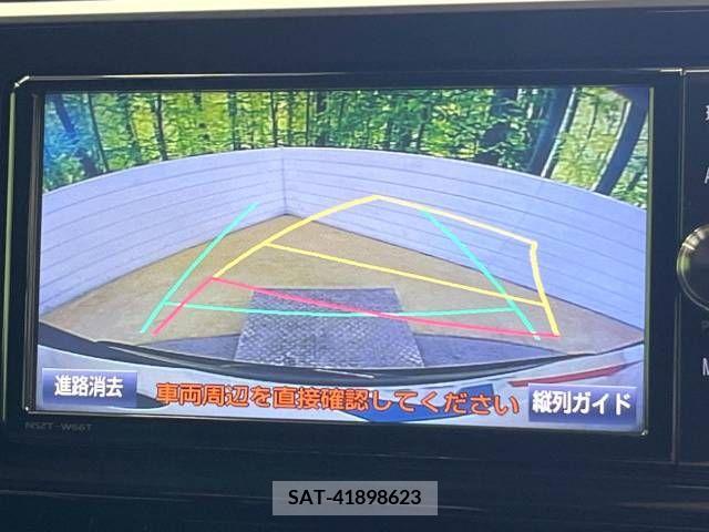 Toyota C-HR 2017-10 389959-5