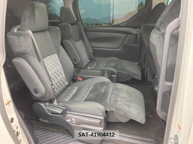 Toyota ALPHARD 2019-03 225530-8