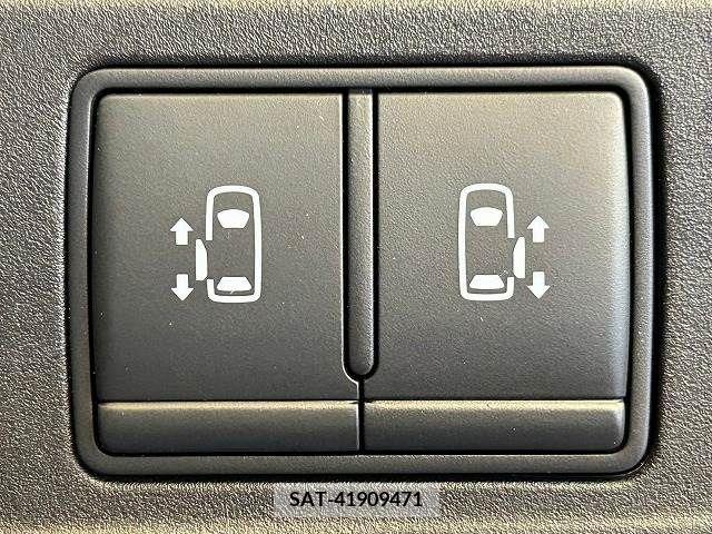 Nissan SERENA 2019-04 376359-7