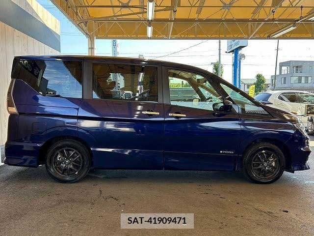 Nissan SERENA 2019-04 376359-14