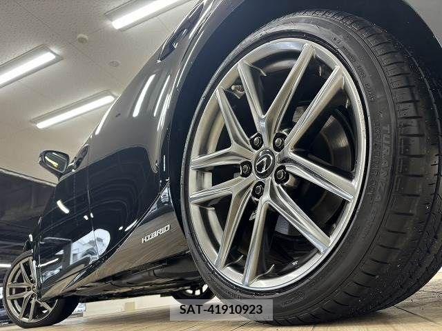 Lexus IS 2020-01 214383-18