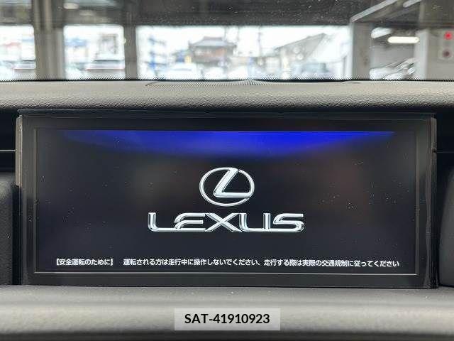 Lexus IS 2020-01 214383-2