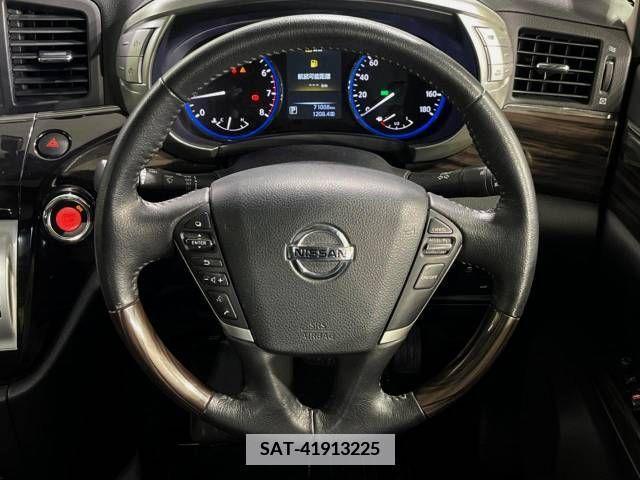 Nissan ELGRAND 2015-07 383626-14