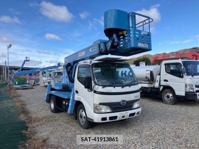 Hino DUTRO 2008-08 372206-3