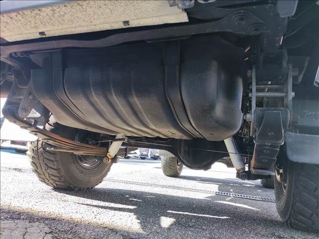Toyota LAND CRUISER 2015-04 1064-19