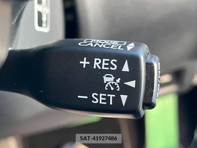 Lexus IS 2014-02 300077-5