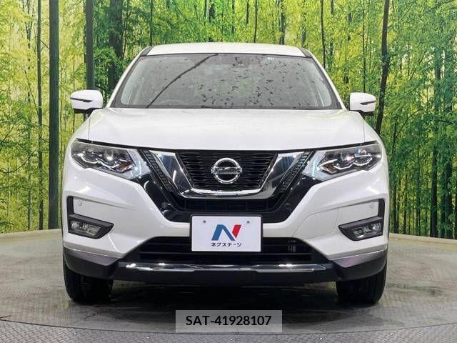 Nissan X-TRAIL 2017-11 209085-15
