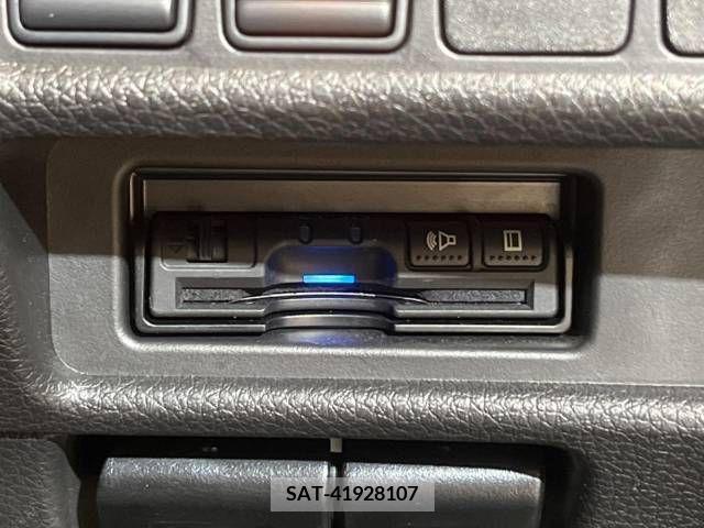 Nissan X-TRAIL 2017-11 209085-8