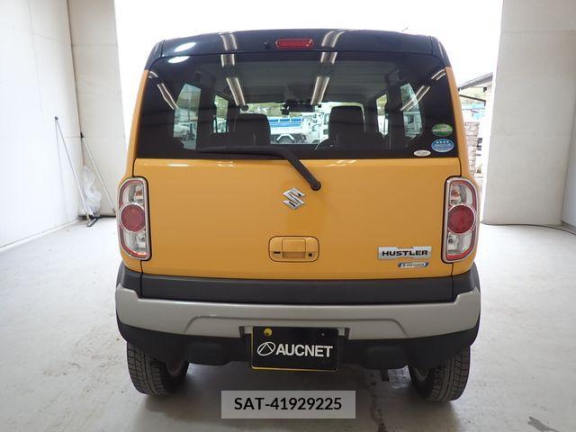 Suzuki HUSTLER 2016-01 233479-3