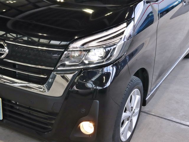Nissan DAYZ ROOX 2019-02 23780-18