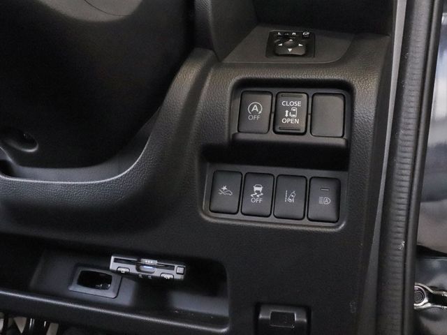 Nissan DAYZ ROOX 2019-02 23780-11