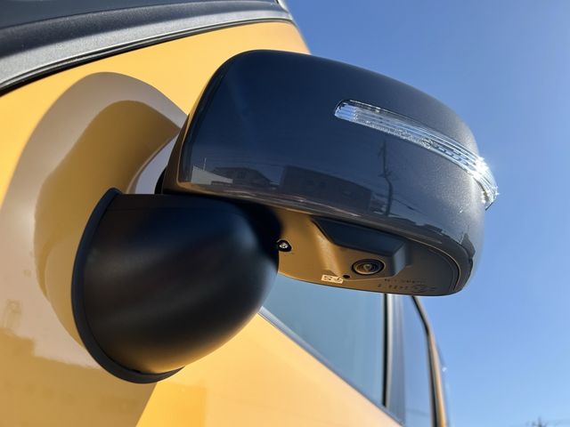 Suzuki SPACIA 2023-10 28303-11