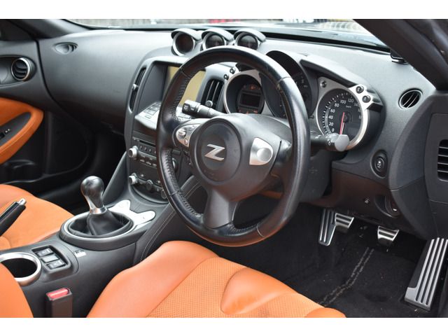 Nissan FAIRLADY Z 2014-03 25643-14