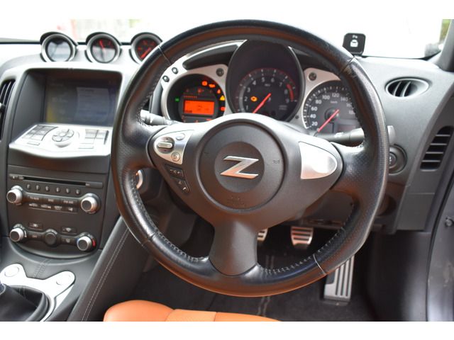 Nissan FAIRLADY Z 2014-03 25643-12