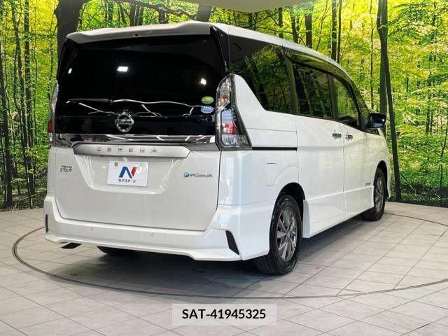 Nissan SERENA 2019-05 332064-17