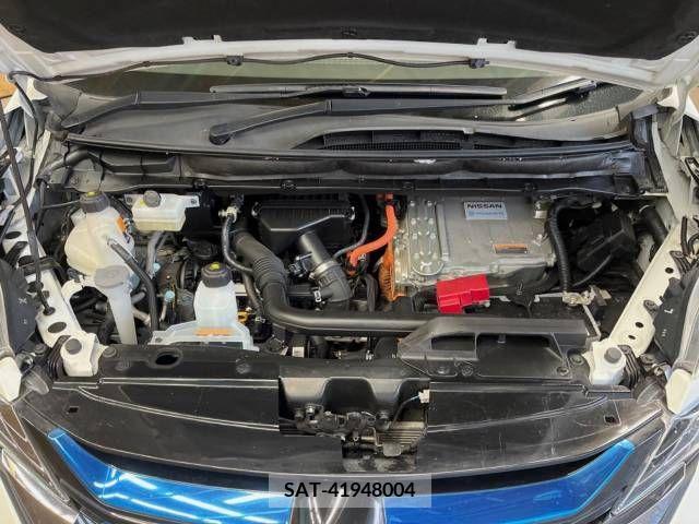 Nissan SERENA 2018-06 219398-19