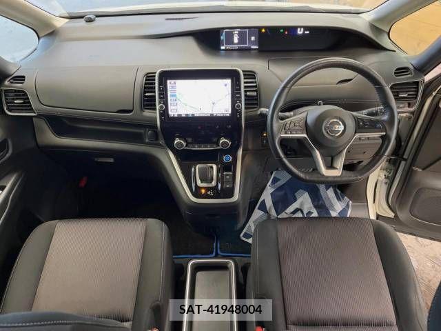 Nissan SERENA 2018-06 219398-1