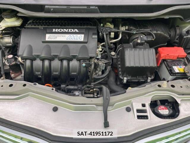 Honda FIT HYBRID 2011-10 343696-18