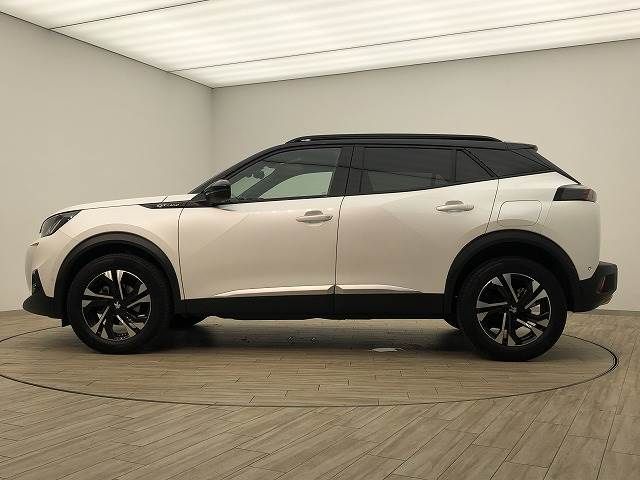 Peugeot 2008 2020-09 14140-18