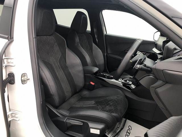 Peugeot 2008 2020-09 14140-9