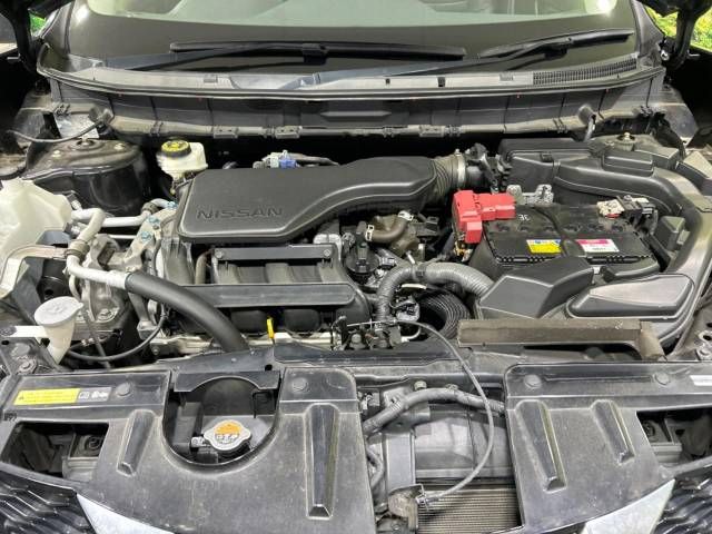Nissan X-TRAIL 2015-09 181301-17