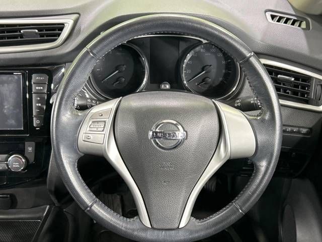 Nissan X-TRAIL 2015-09 181301-11