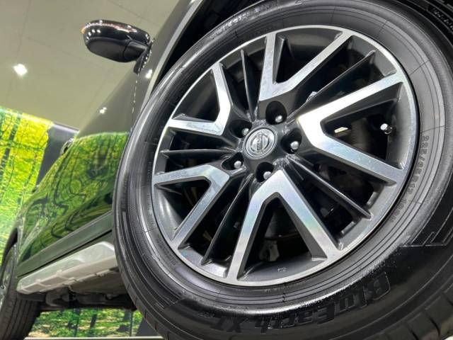 Nissan X-TRAIL 2015-09 181301-13