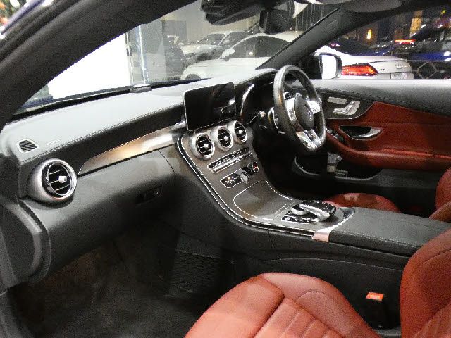Amg C-CLASS 2019-12 181872-1