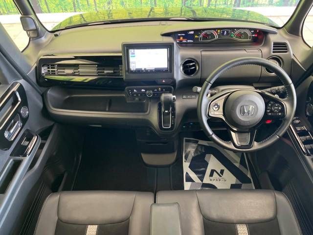 Honda N BOX 2021-11 193194-1