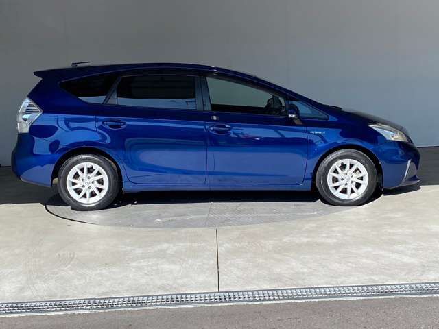 Toyota PRIUS ALPHA 2011-07 18794-9