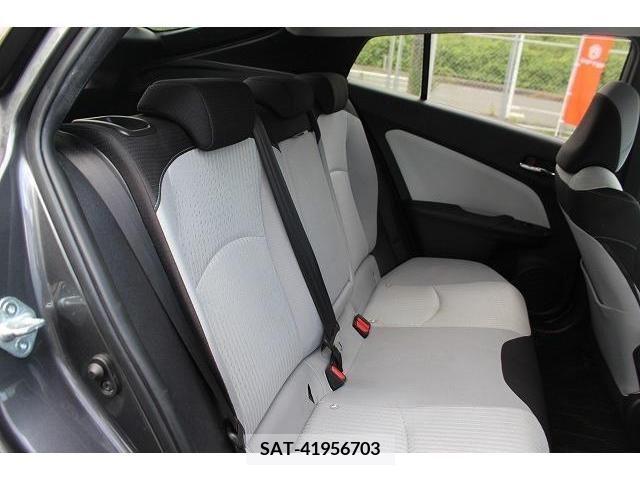 Toyota PRIUS 2017-02 350683-13