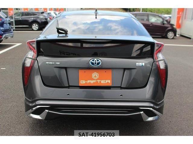 Toyota PRIUS 2017-02 350683-7