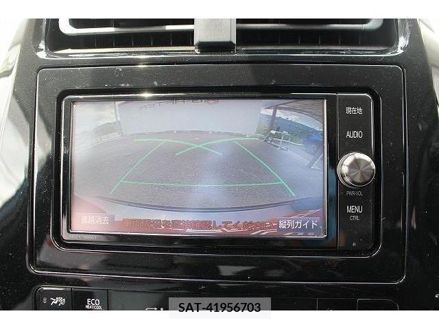 Toyota PRIUS 2017-02 350683-2