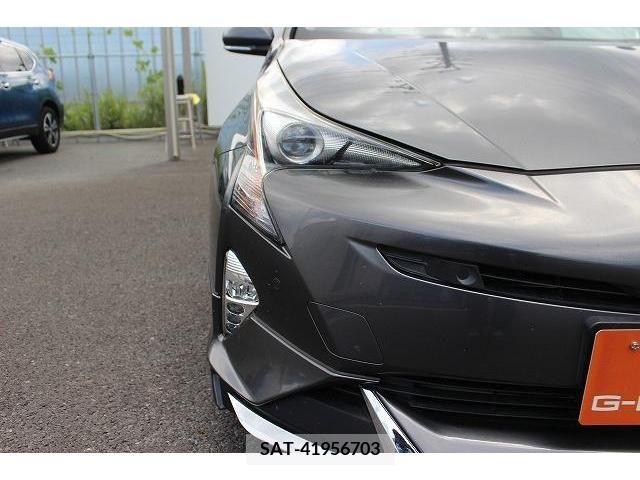 Toyota PRIUS 2017-02 350683-9
