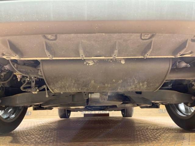 Lexus UX 2019-03 193625-19