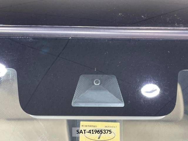 Honda N BOX 2020-06 278579-4