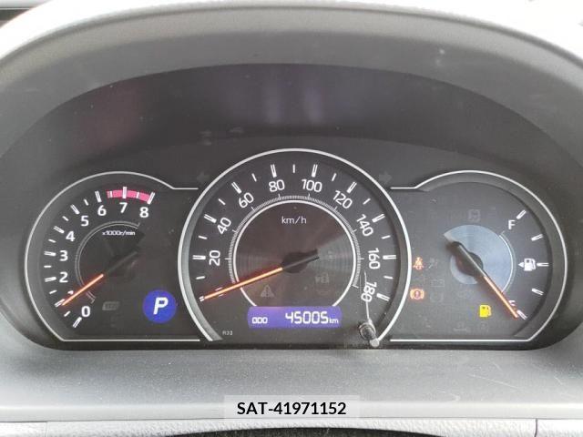 Toyota VOXY 2018-12 370483-28