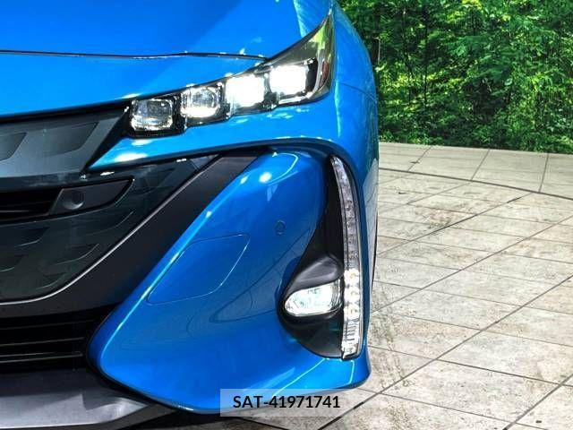 Toyota PRIUS PHV 2021-06 210441-10