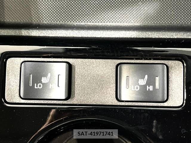 Toyota PRIUS PHV 2021-06 210441-8