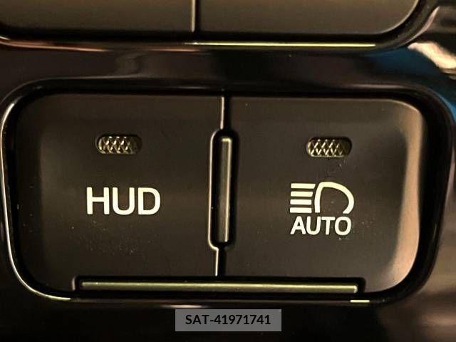 Toyota PRIUS PHV 2021-06 210441-6