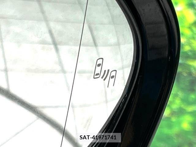 Toyota PRIUS PHV 2021-06 210441-5