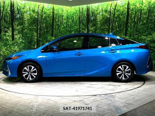 Toyota PRIUS PHV 2021-06 210441-17