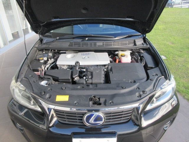 Lexus CT 2012-11 12439-29